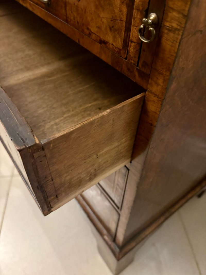 Superb Early 18th Century Quality Antique George I Walnut Bureau